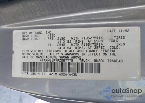 1993 Toyota Pickup 1/2 Ton Short Whlbse Dx z USA, uszkodzony, nr VIN 4TARN81P7PZ067778